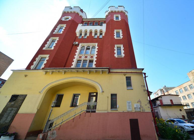 Рассвет: Вид здания